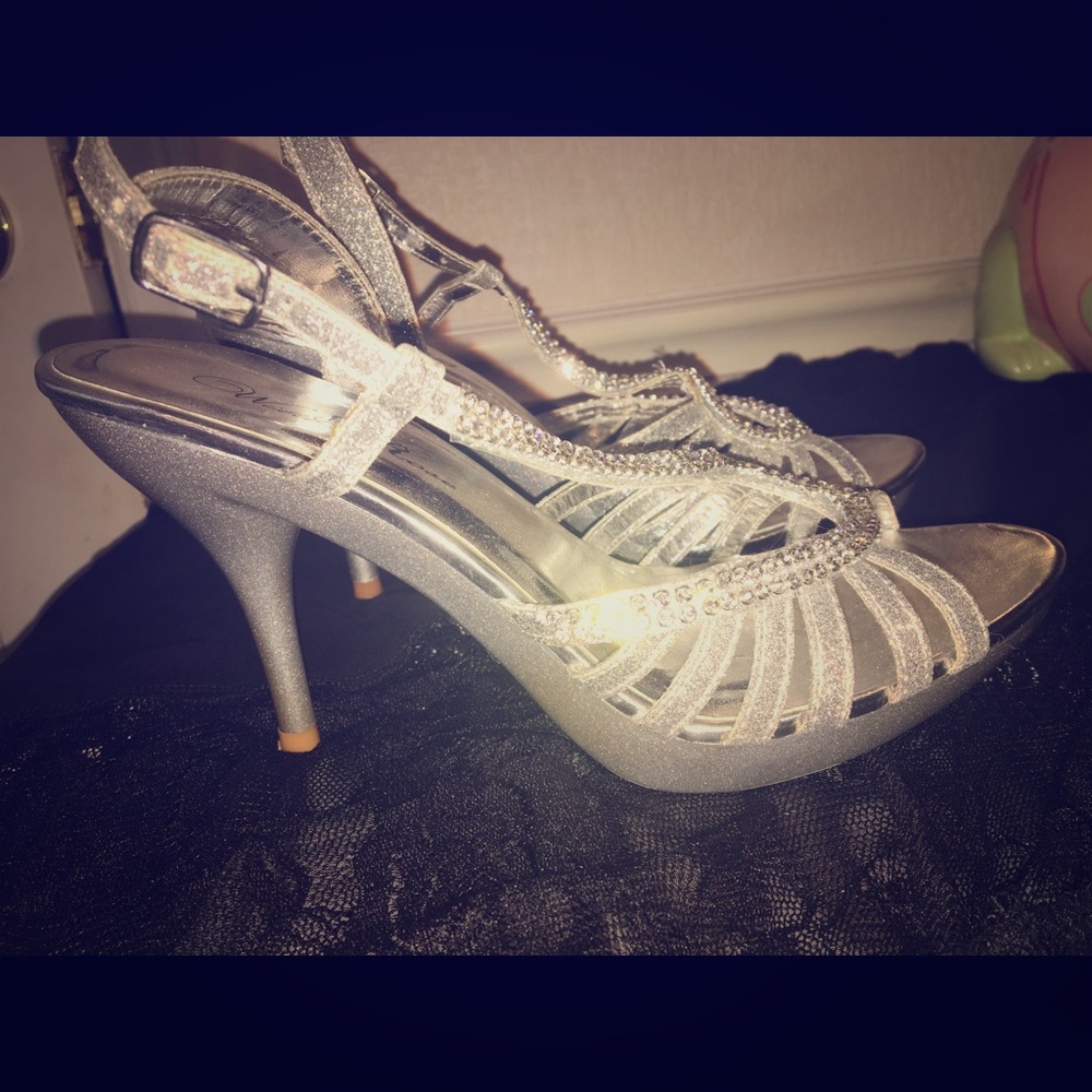 Wild Rose silver shoes with a 2 inch heel